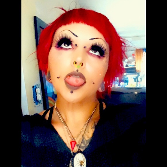 Gothic and club wear vol.2 Welcome to The Bunker! - Picture 3 of 8